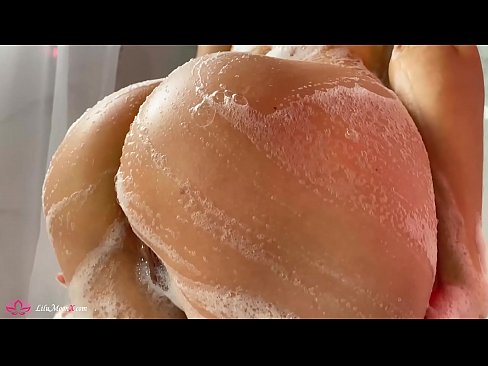 ❤️ 黑髮自慰貓與振動器到強烈的高潮在淋浴 性 在 zh-tw.vlad-massage-salon.ru